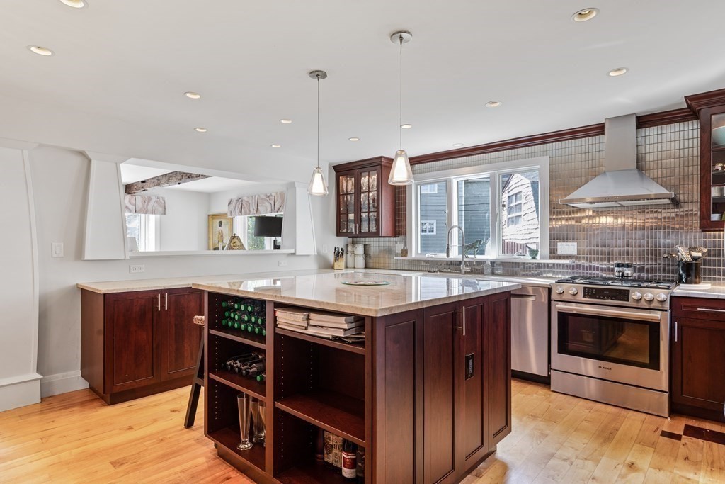 224 Bellevue Road Quincy, MA 02171 - Photo 7 of 31 Gallery Image 7