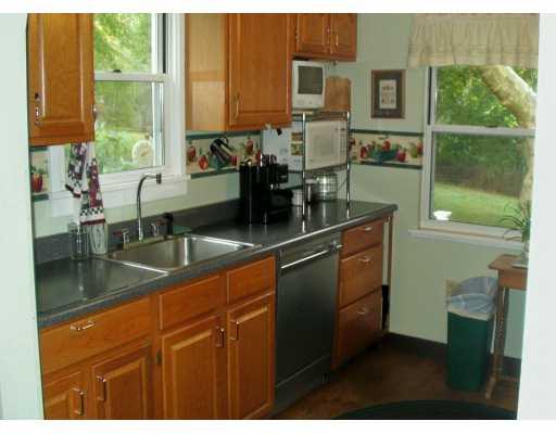 9710 Bellcrest Road, Unit 1 Pittsburgh, PA 15237 - Photo 4 of 8