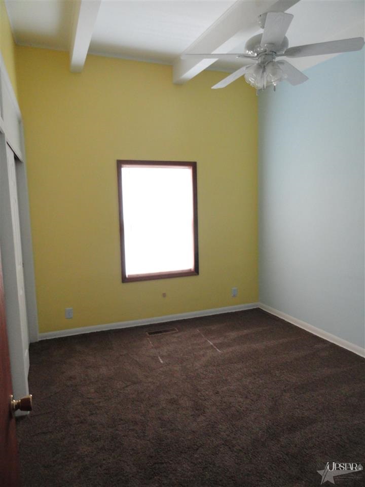 327 Stratton Way Decatur, IN 46733 - Photo 13 of 21