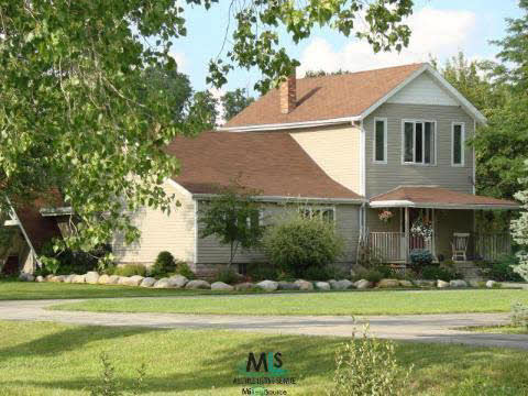 9836 Division Columbus, MI 48063 - Photo 1 of 12 742461.JPG