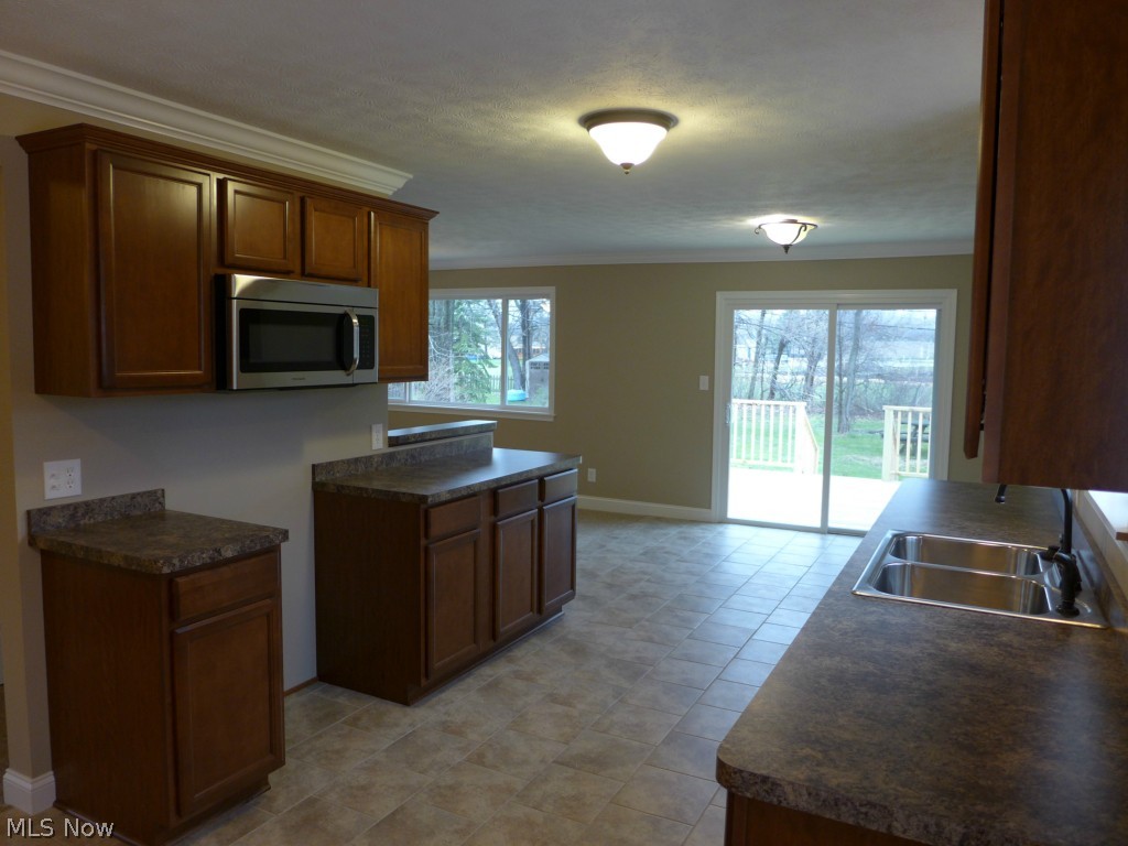 768 Grayton Road Berea, OH 44017 - Photo 2 of 24 Gallery Image 2