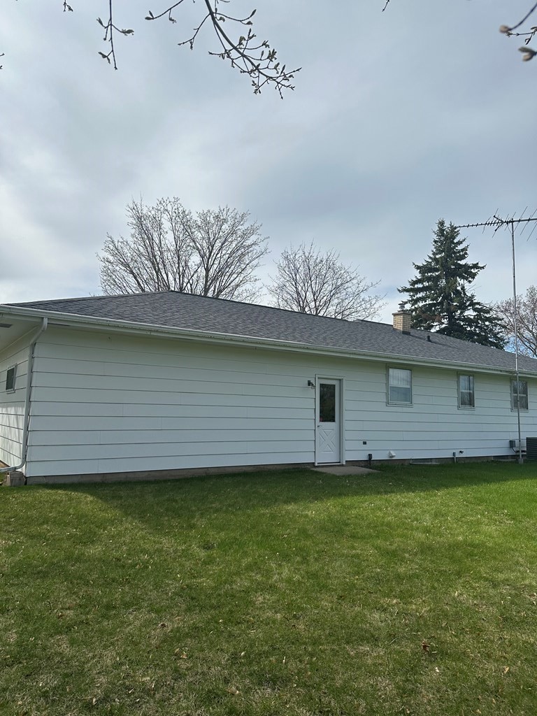 3010 County Road South Sturgeon Bay, WI 54235 - Photo 2 of 6 Gallery Image 2