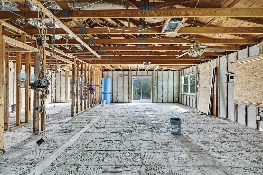 3449 Companero Entra Hernando Beach, FL 34607 - Photo 16 of 31 a view of a water heater room