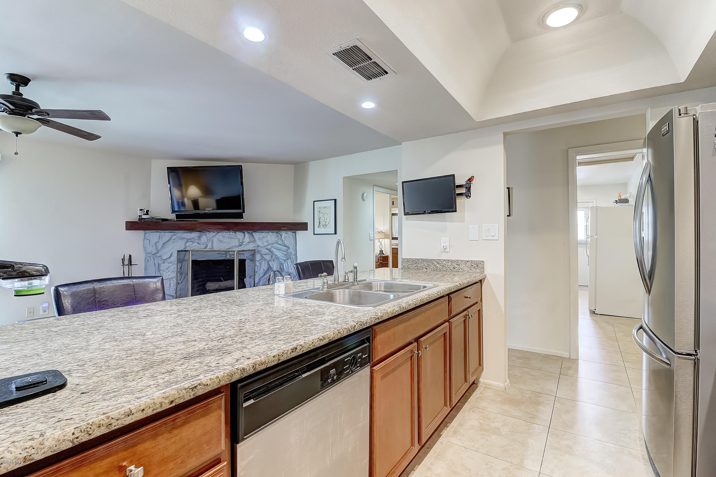 3845 West Phelps Road Phoenix, AZ 85053 - Photo 13 of 34 B (6)