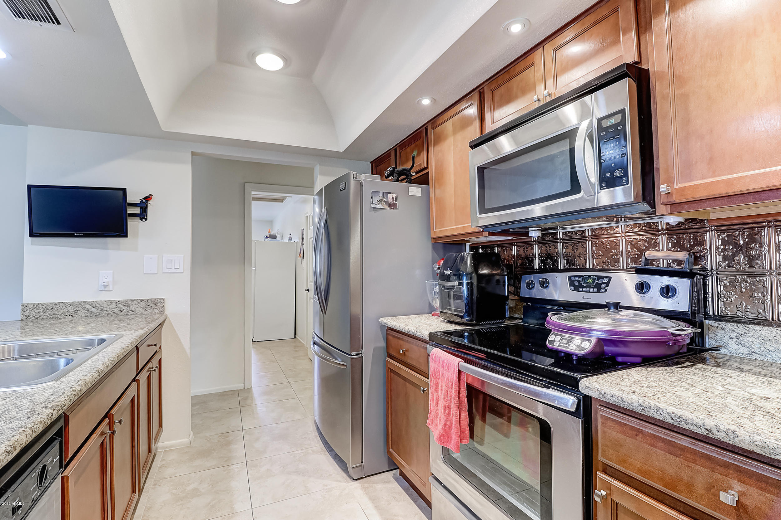 3845 West Phelps Road Phoenix, AZ 85053 - Photo 14 of 34 B (7)
