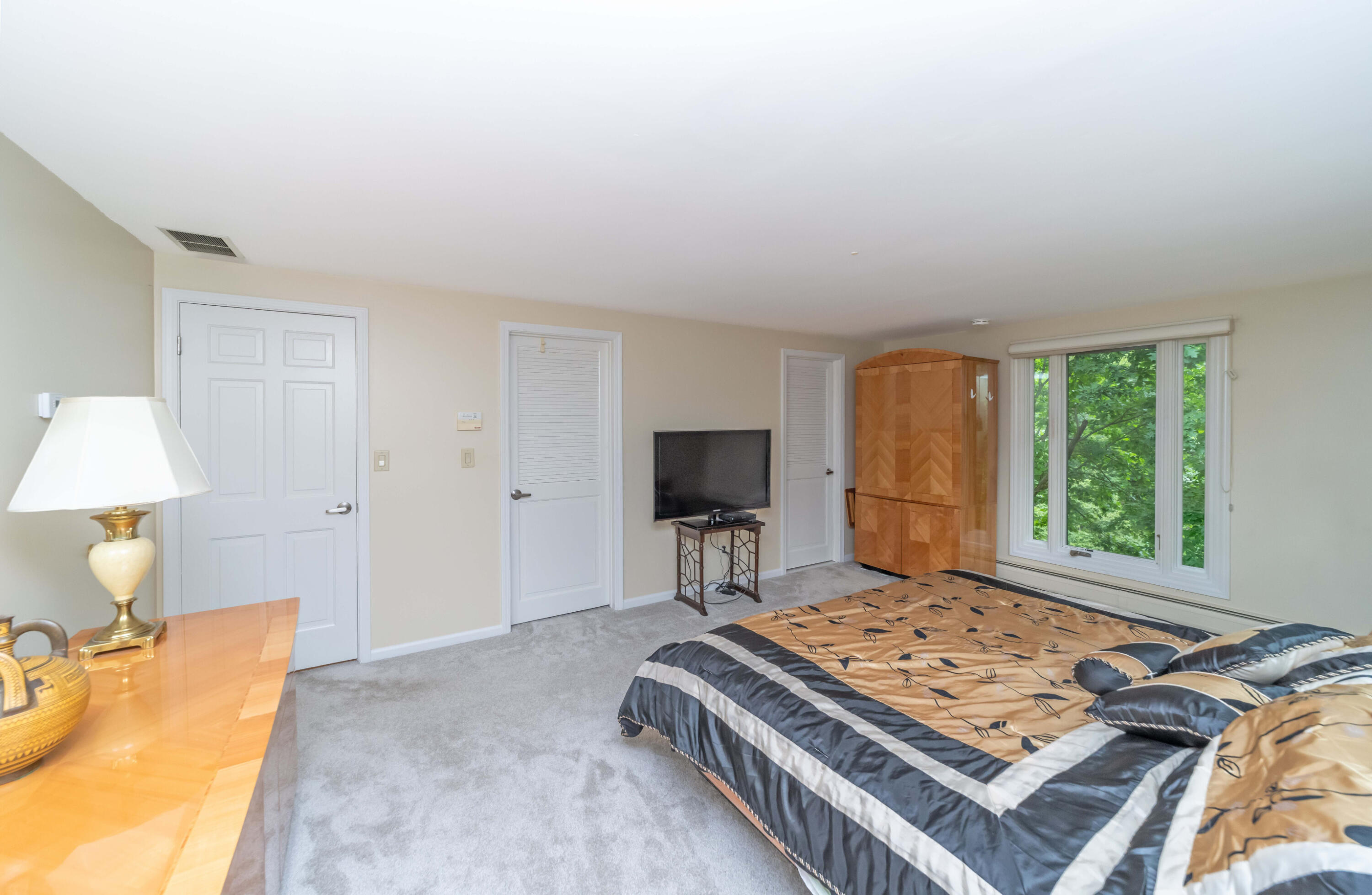 34150 Hunters Row Farmington, MI 48331 - Photo 50 of 74 065_60