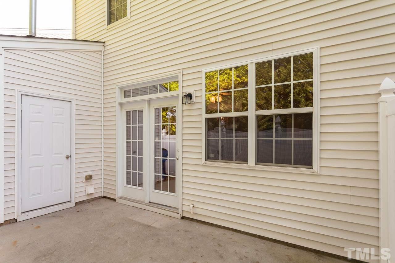 8317 Martello Lane Raleigh, NC 27613 - Photo 3 of 23