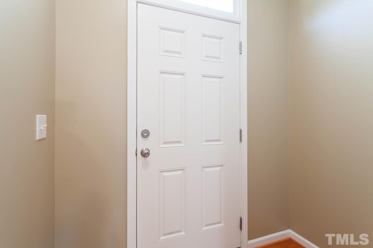 8317 Martello Lane Raleigh, NC 27613 - Photo 4 of 23