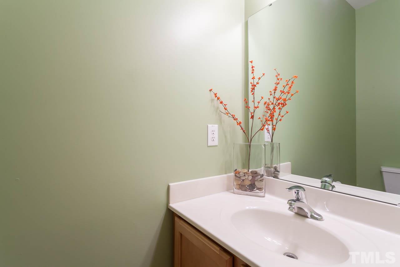 8317 Martello Lane Raleigh, NC 27613 - Photo 5 of 23