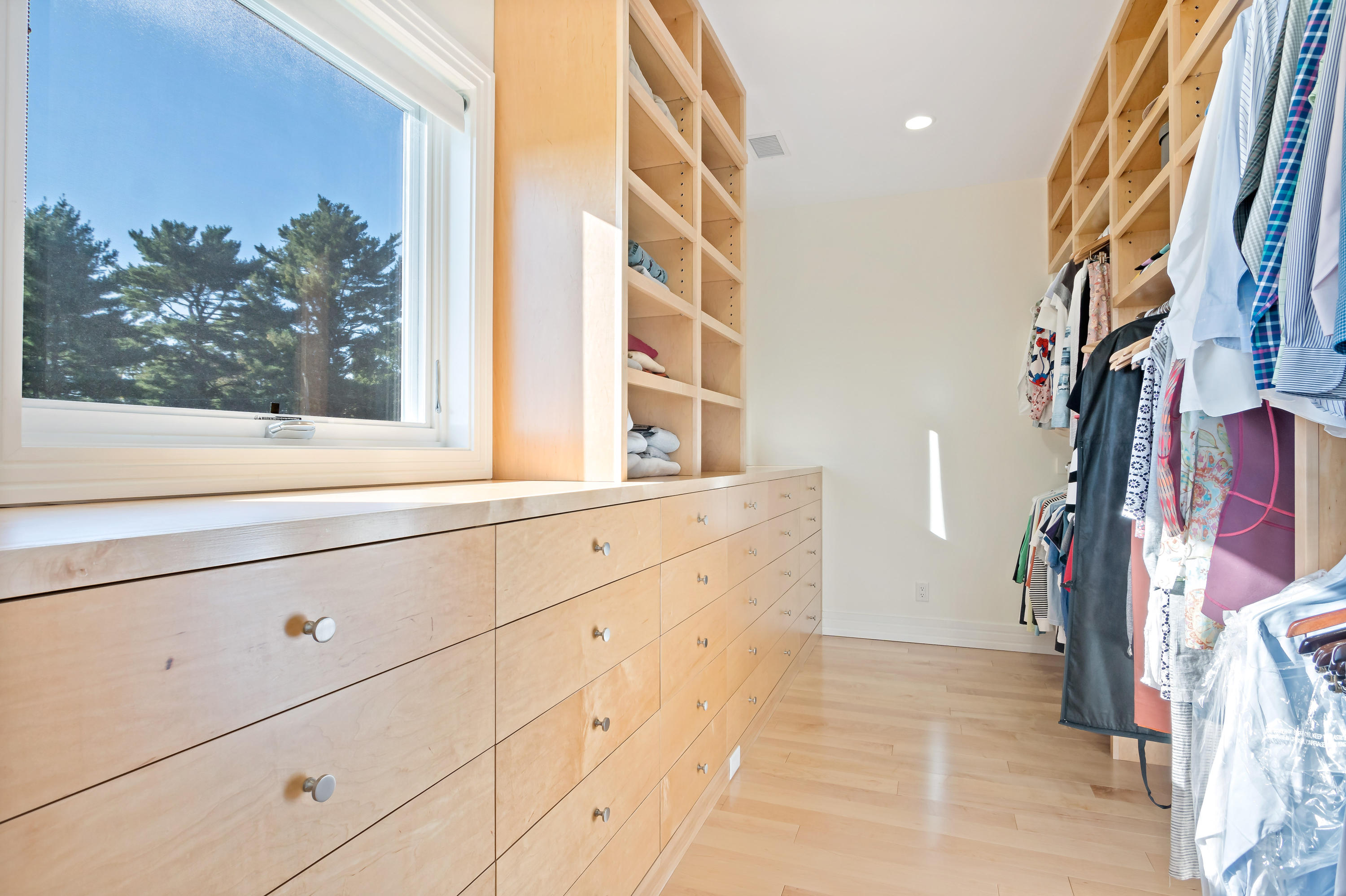 19 Pembroke Road Darien, CT 06820 - Photo 23 of 40 86