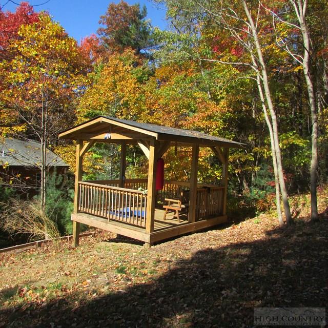 420 Cameron Mountain Road Jefferson, NC 28629 - Photo 9 of 27 Gallery Image 9