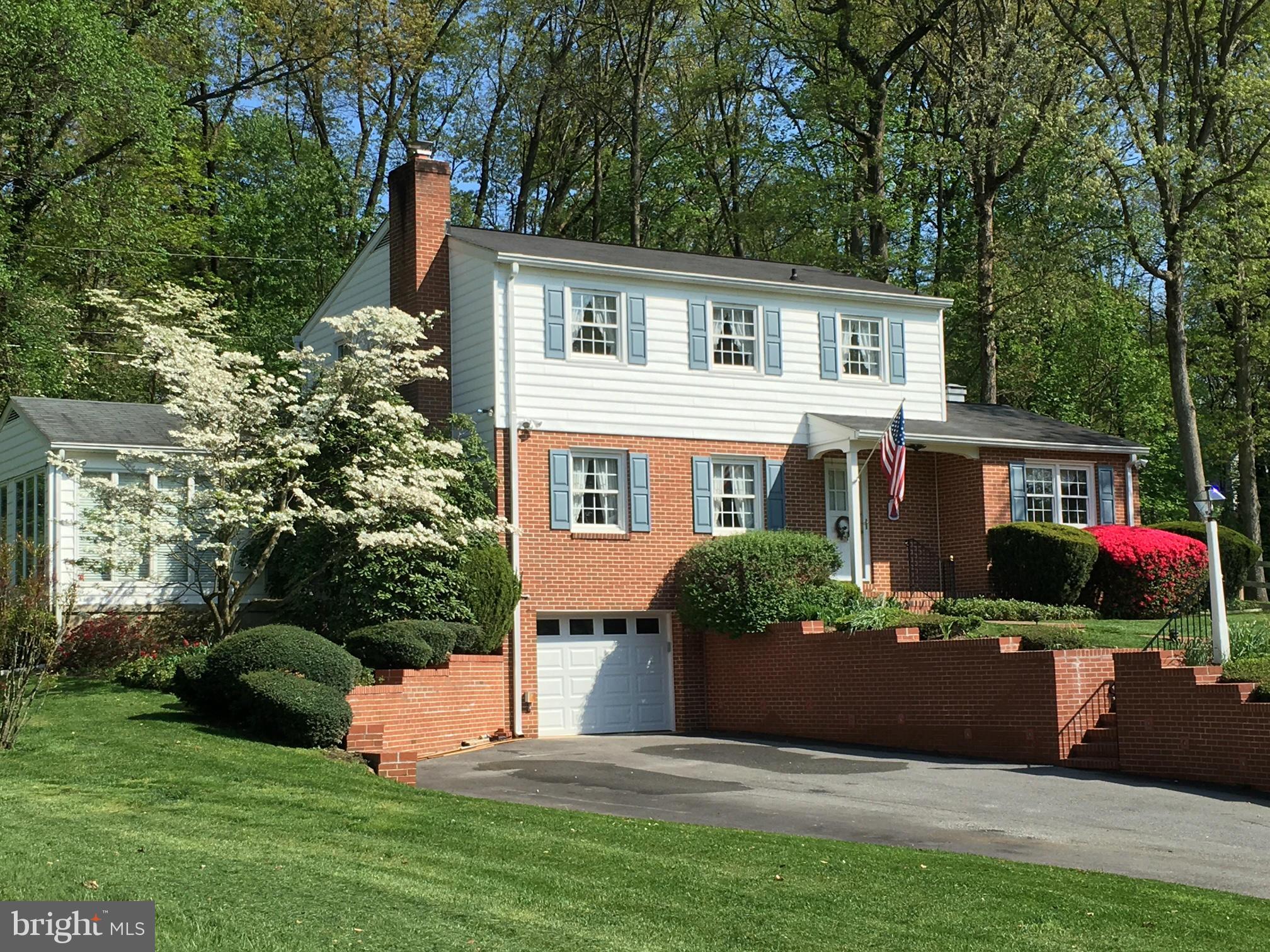 2921 Pinewick Road Ellicott City, MD 21042 - Photo 1 of 29 Exterior (Front)