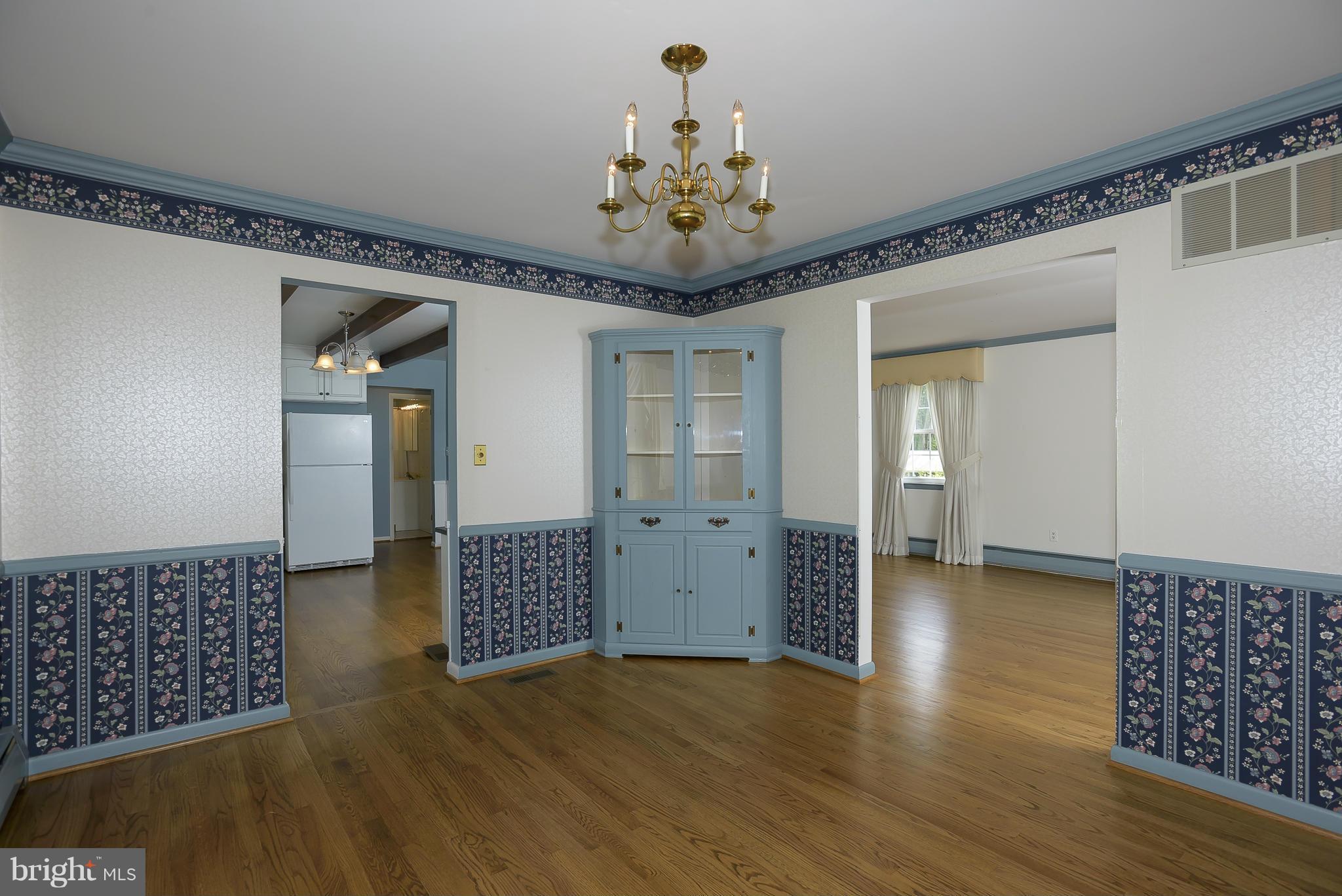 2921 Pinewick Road Ellicott City, MD 21042 - Photo 10 of 29 Dining Room