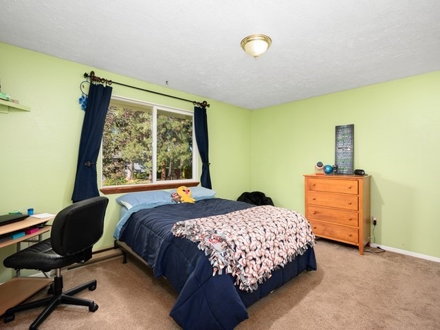 3918 East Pegasus Road Mead, WA 99021 - Photo 12 of 30 Gallery Image 12