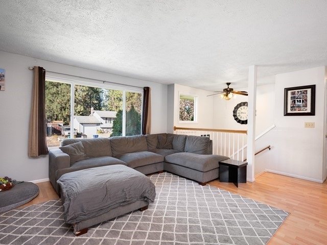 3918 East Pegasus Road Mead, WA 99021 - Photo 4 of 30 Gallery Image 4
