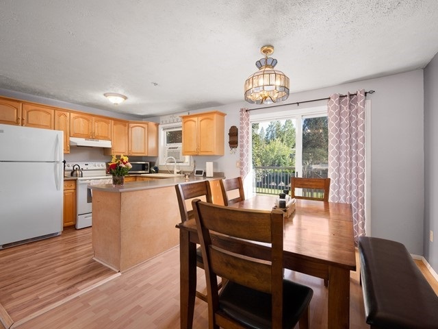 3918 East Pegasus Road Mead, WA 99021 - Photo 8 of 30 Gallery Image 8