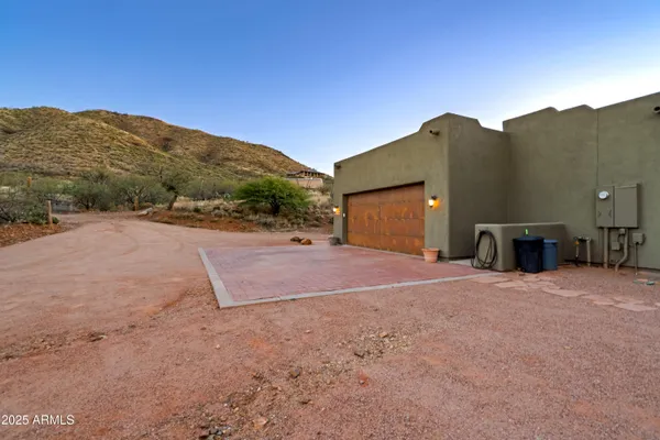 $750,000 | 17950 South Via El Caballo Prieto, Vail, AZ 85641