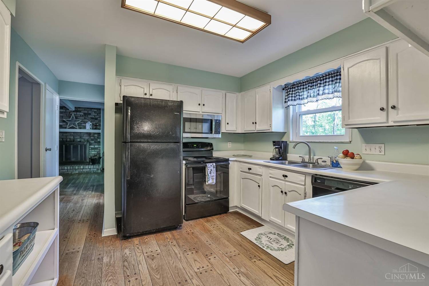 1127 Fox Run Road Milford, OH 45150 - Photo 14 of 31 Gallery Image 14