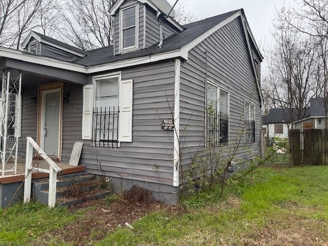 2984 Benjestown Road Memphis, TN 38127 - Photo 7 of 7 a view of a house with a yard