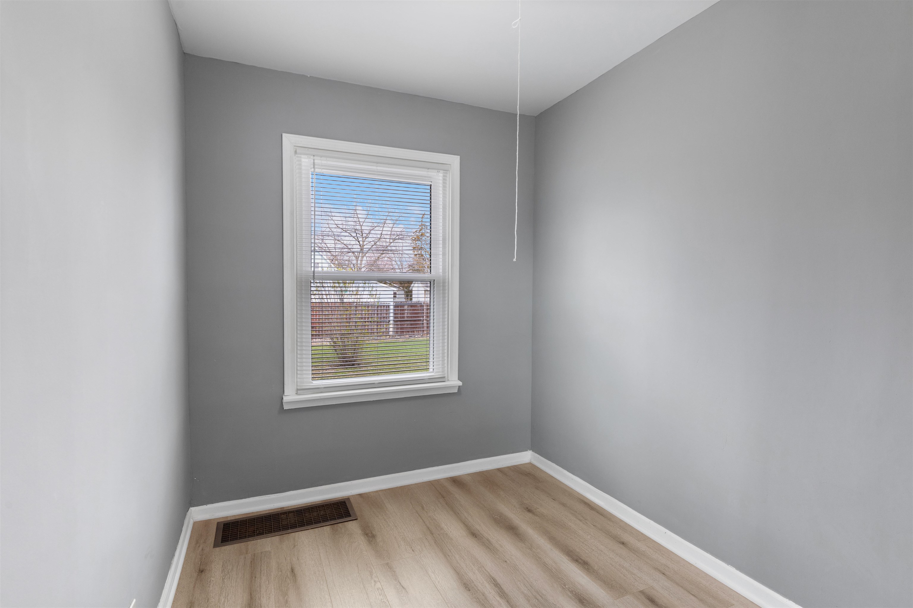 128 8th Street Rochelle, IL 61068 - Photo 17 of 38