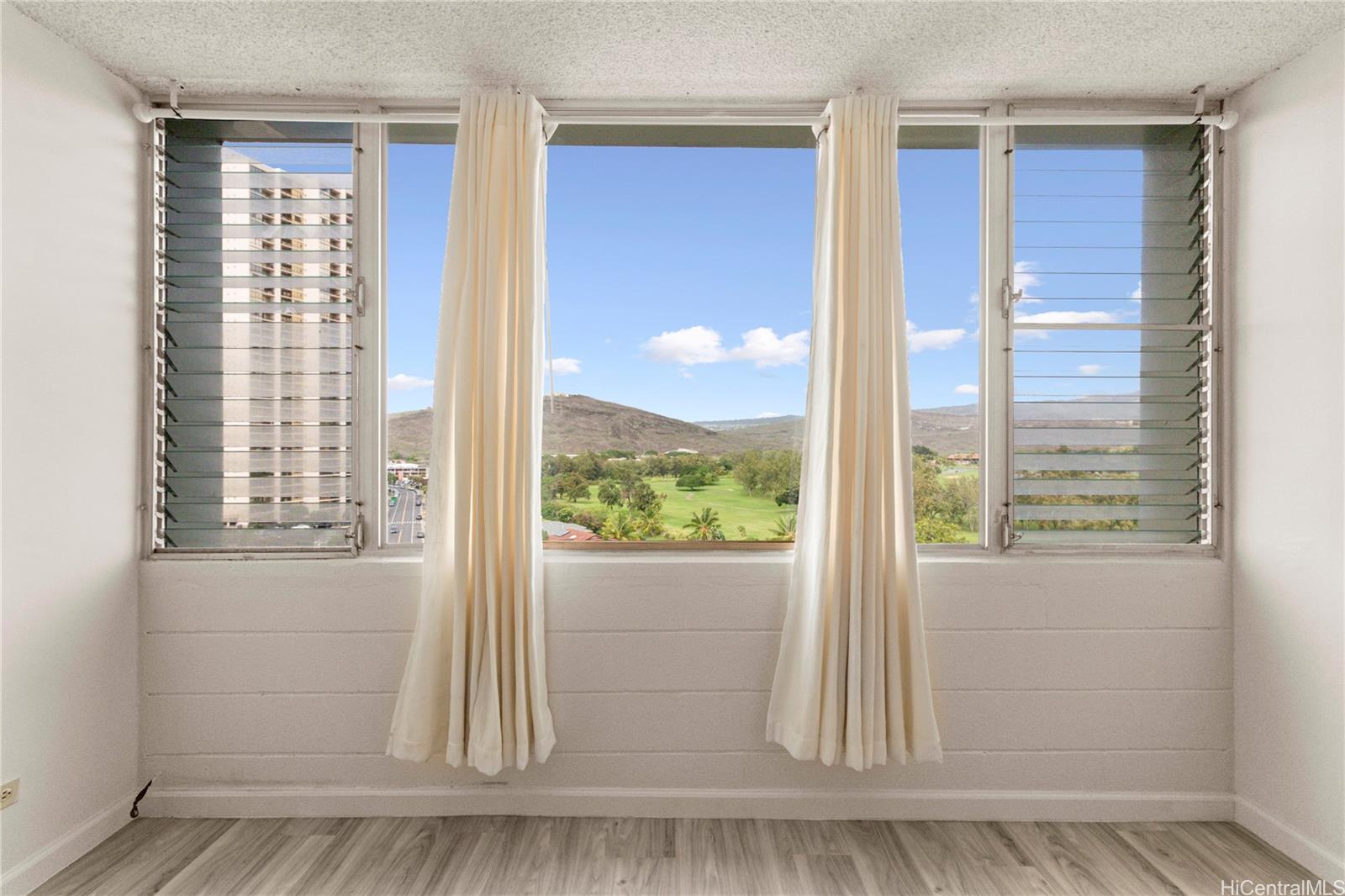 5210 Likini Street, Unit 907 Honolulu, HI 96818 - Photo 4 of 18