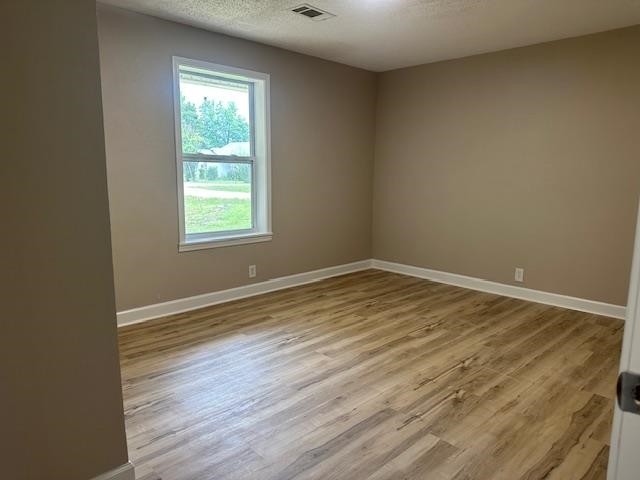 15 Brookwood Loop Adamsville, TN 38310 - Photo 9 of 21 Gallery Image 9