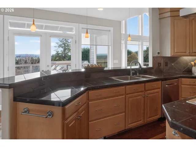 $1,450,000 | 32333 Southwest Laurel Road, Hillsboro, OR 97123