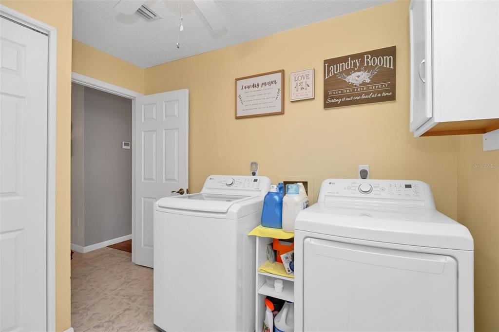 8305 Southwest 107th Place Ocala, FL 34481 - Photo 28 of 44