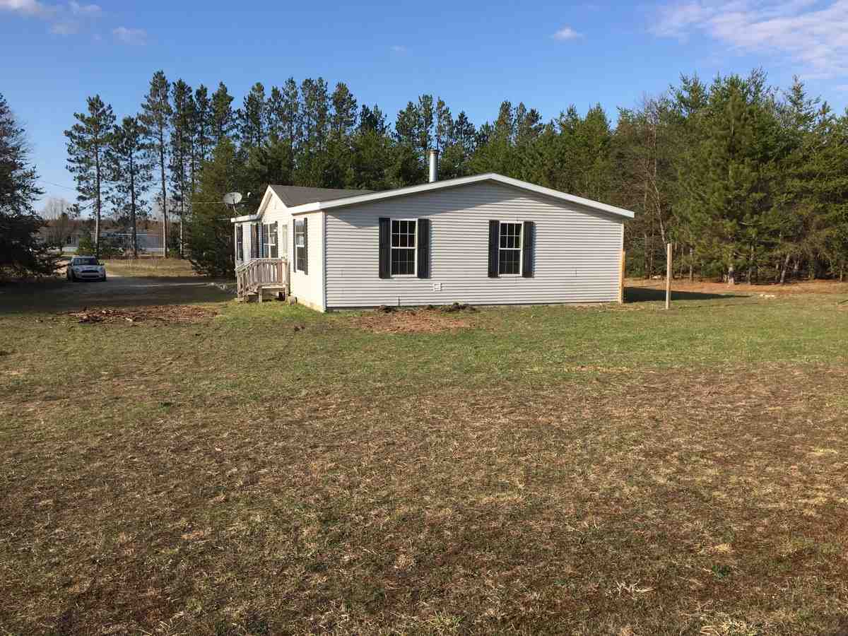 594 Phelps Road Northeast Kalkaska, MI 49646 - Photo 3 of 23 1830621-2.JPG