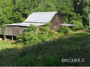 366 Blue Hill Road Marshall, NC 28753 - Photo 4 of 24