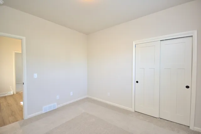 $669,900 | N53W19928 Kingair Drive, Menomonee Falls, WI 53051