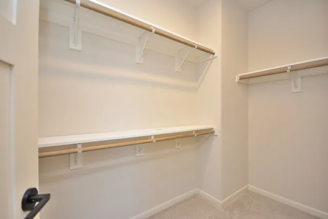 $669,900 | N53W19928 Kingair Drive, Menomonee Falls, WI 53051