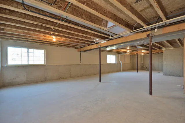 $669,900 | N53W19928 Kingair Drive, Menomonee Falls, WI 53051