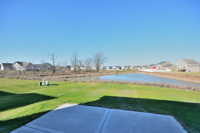 $669,900 | N53W19928 Kingair Drive, Menomonee Falls, WI 53051