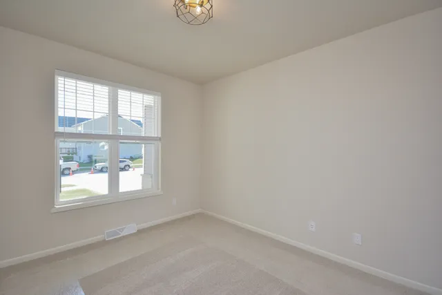 $669,900 | N53W19928 Kingair Drive, Menomonee Falls, WI 53051