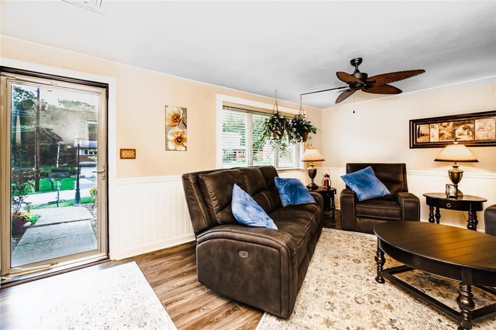 135 Matterhorn Road Monroeville, PA 15146 - Photo 13 of 25 Gallery Image 13