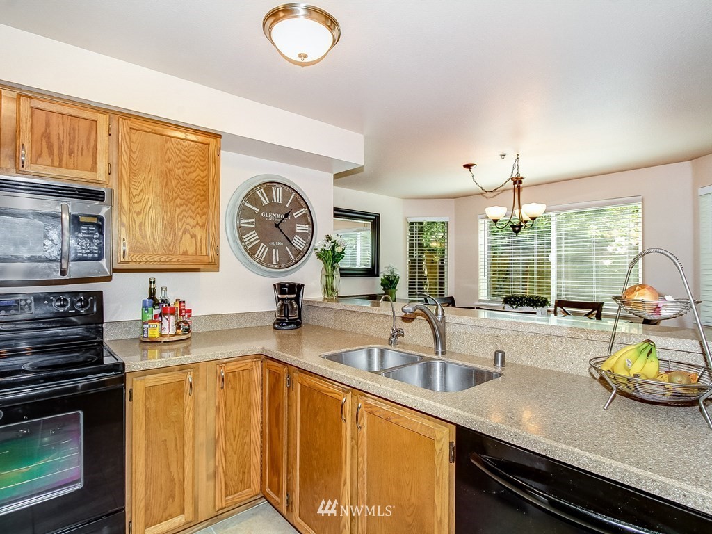19316 Bothell Way Northeast, Unit C101 Bothell, WA 98011 - Photo 6 of 16