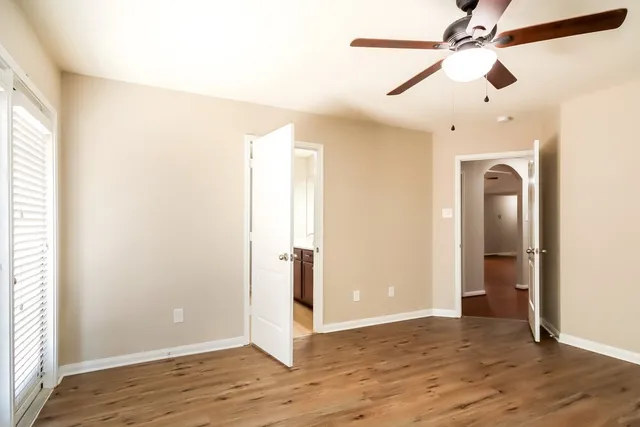 $1,900 | 12066 Quartersawn Lane, Pinehurst, TX 77362