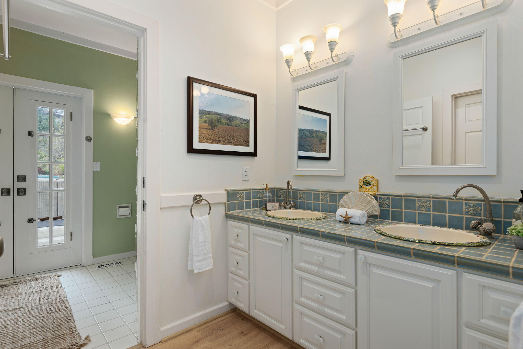 3165 Eucalyptus Hill Road Santa Barbara, CA 93108 - Photo 25 of 32 42-Primary Bathroom