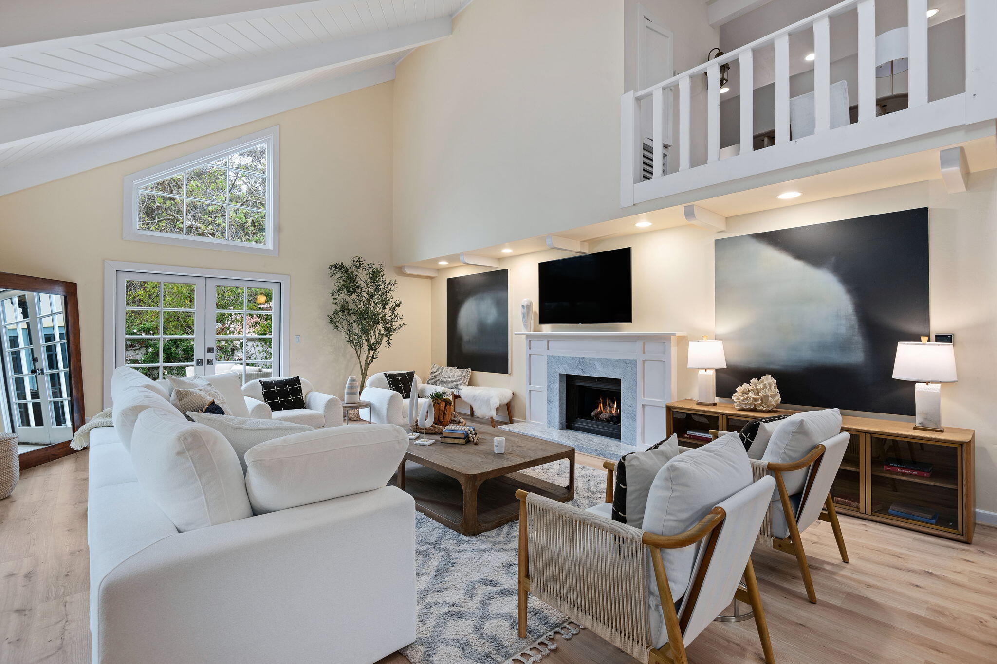 3165 Eucalyptus Hill Road Santa Barbara, CA 93108 - Photo 8 of 32 08-Great Room