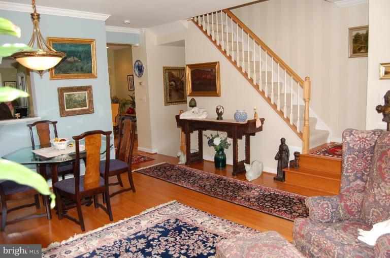 3634 Ransom Place Alexandria, VA 22306 - Photo 4 of 8 Dining Area
