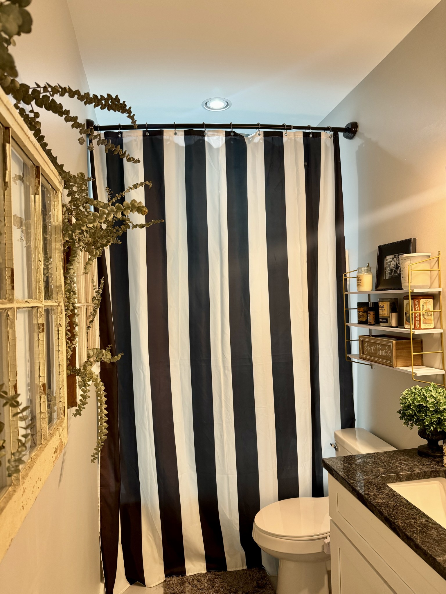 172 Tenpenny Road Morrison, TN 37357 - Photo 16 of 27 a bathroom with a granite countertop sink toilet and shower