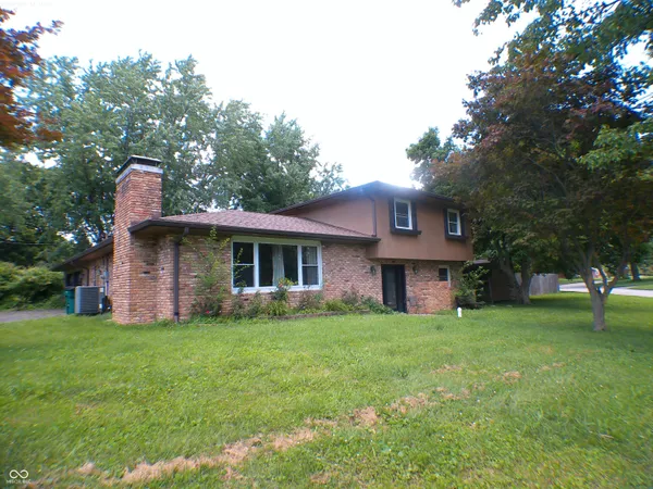 $240,000 | 1120 Hillview Drive, Franklin, IN 46131