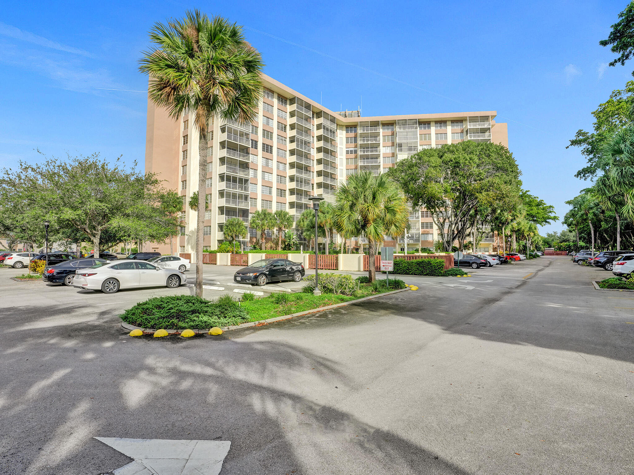 10777 West Sample Road, Unit 1008 Coral Springs, FL 33065 - Photo 22 of 43 DSC03453