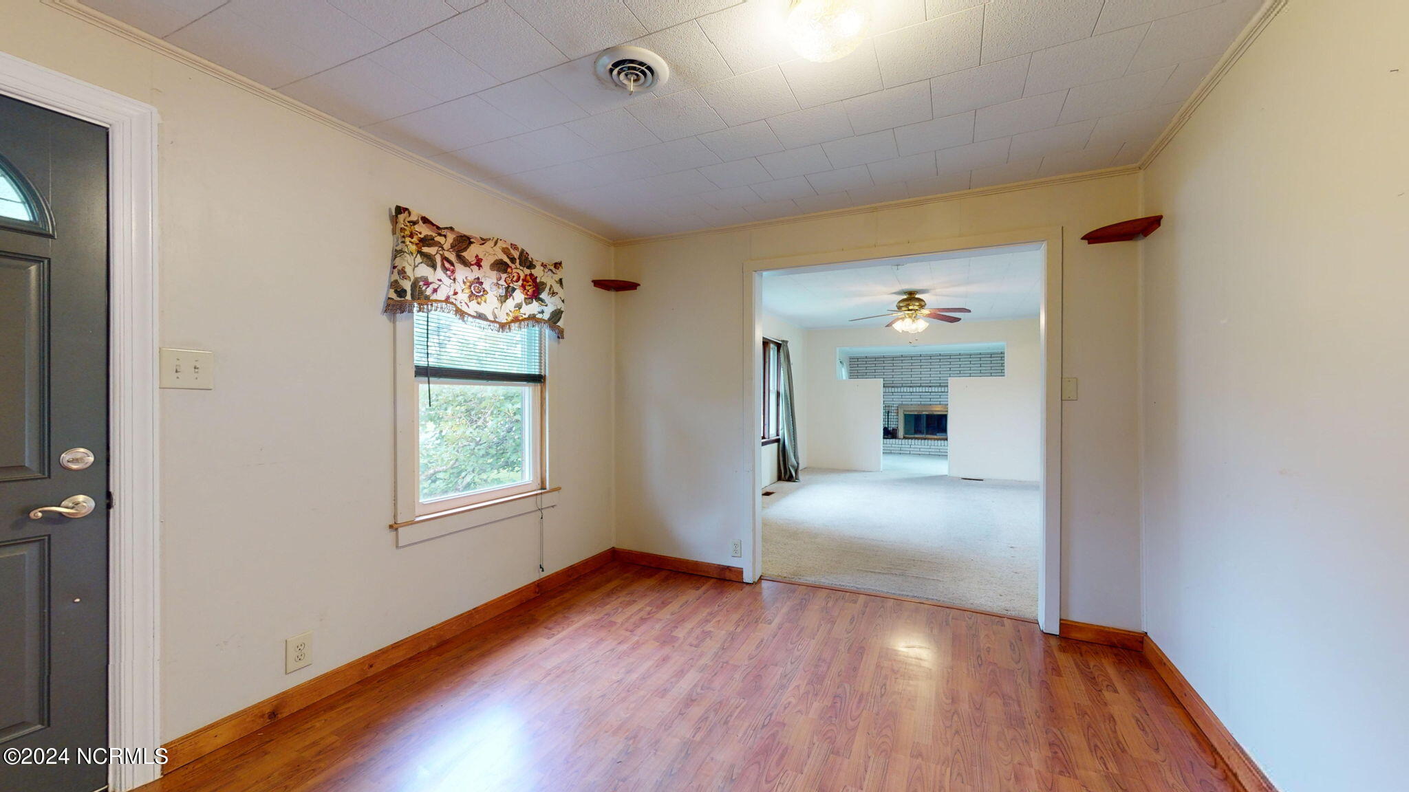 407 Broad Creek Loop Road Newport, NC 28570 - Photo 7 of 41 28-web-or-mls-407-Broad-Creek-Loop-Rd-Ne