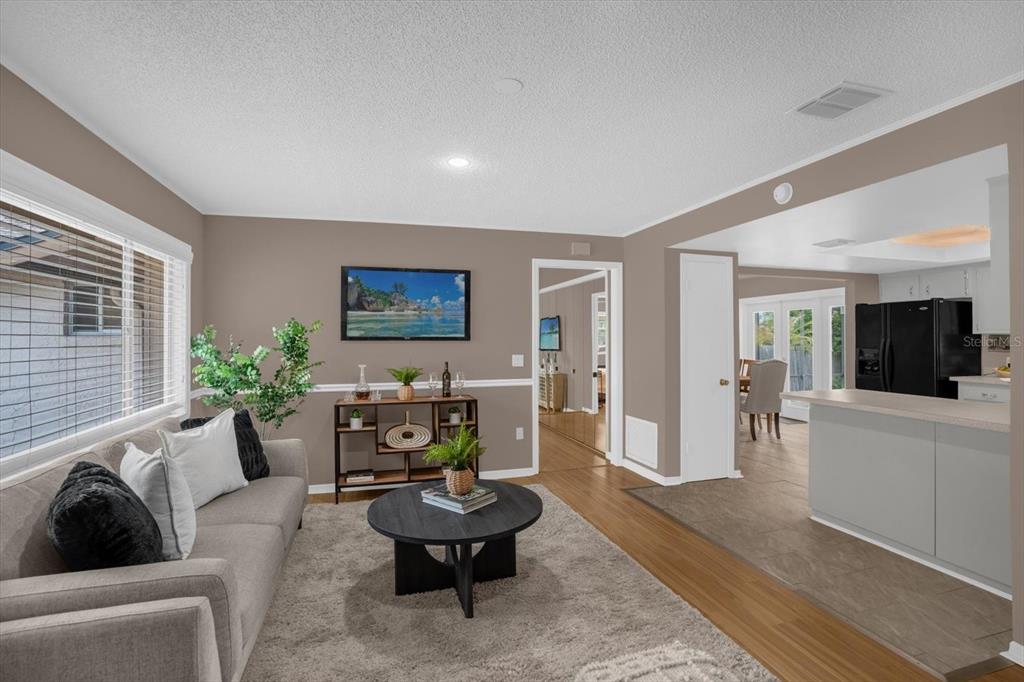 606 Iris Street Altamonte Springs, FL 32714 - Photo 7 of 40