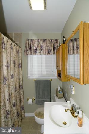 51 Garden Ridge Road Catonsville, MD 21228 - Photo 4 of 8 Bath (Master)