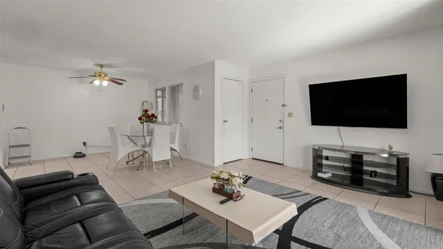 $135,000 | 6519 West Newberry Road, Unit 912, Gainesville, FL 32605