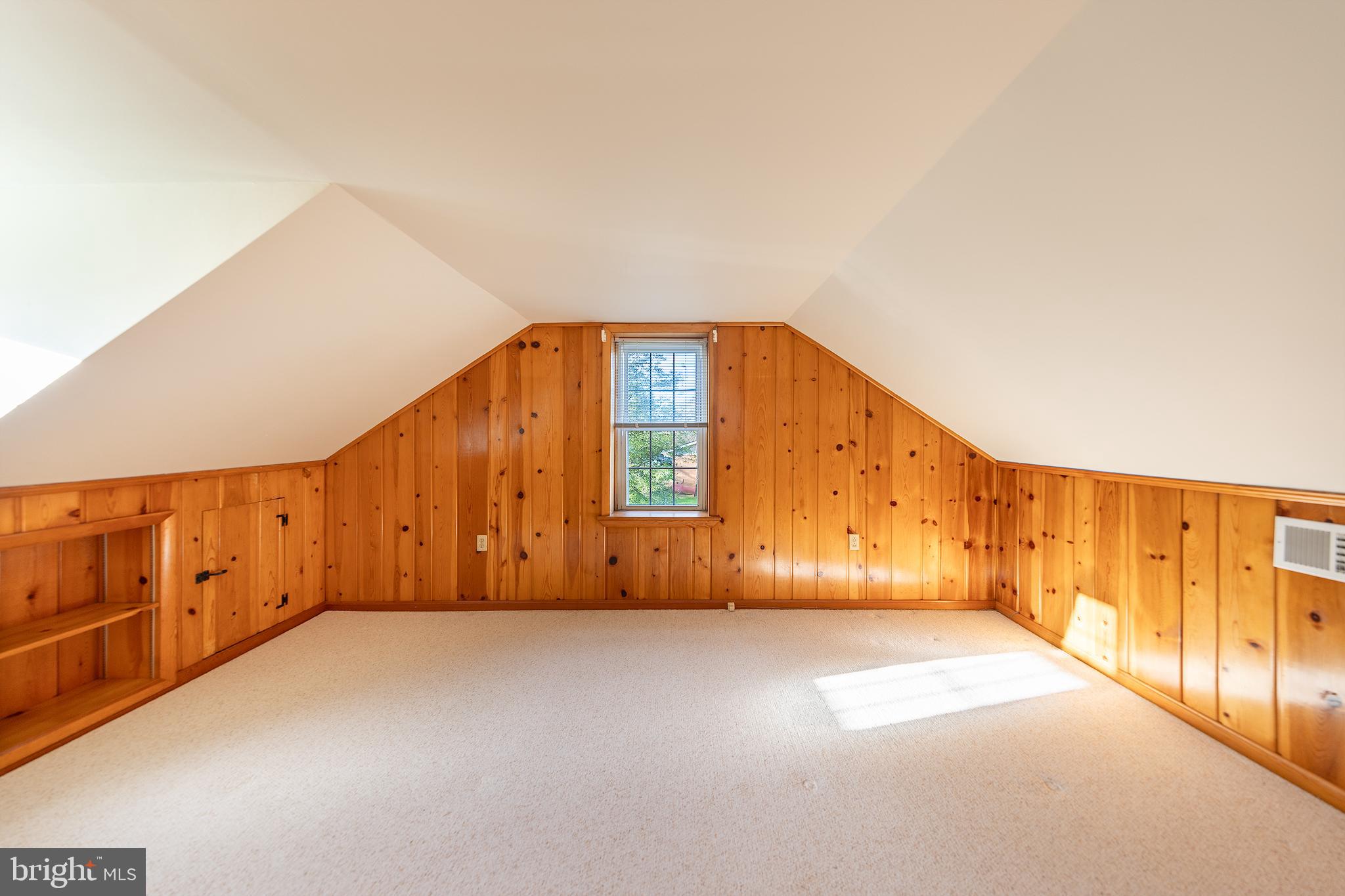 23045 Watson Road Leesburg, VA 20175 - Photo 28 of 69 Bedroom #3 Upstairs
