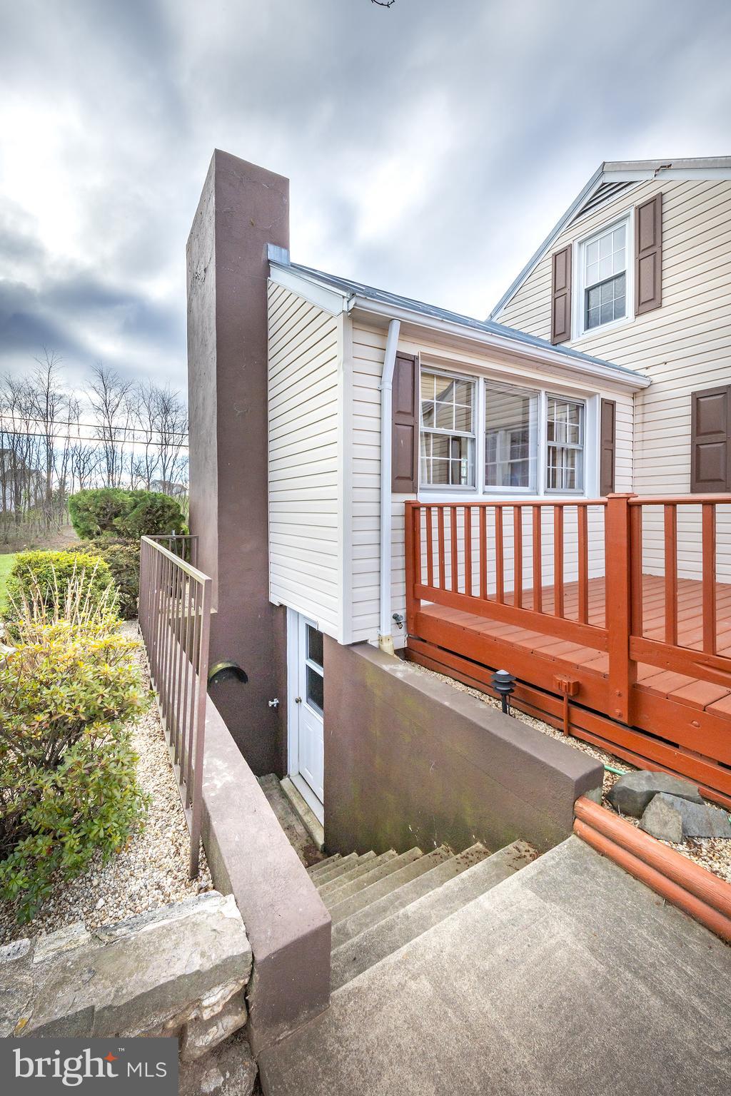 23045 Watson Road Leesburg, VA 20175 - Photo 8 of 69 Access to Cellar